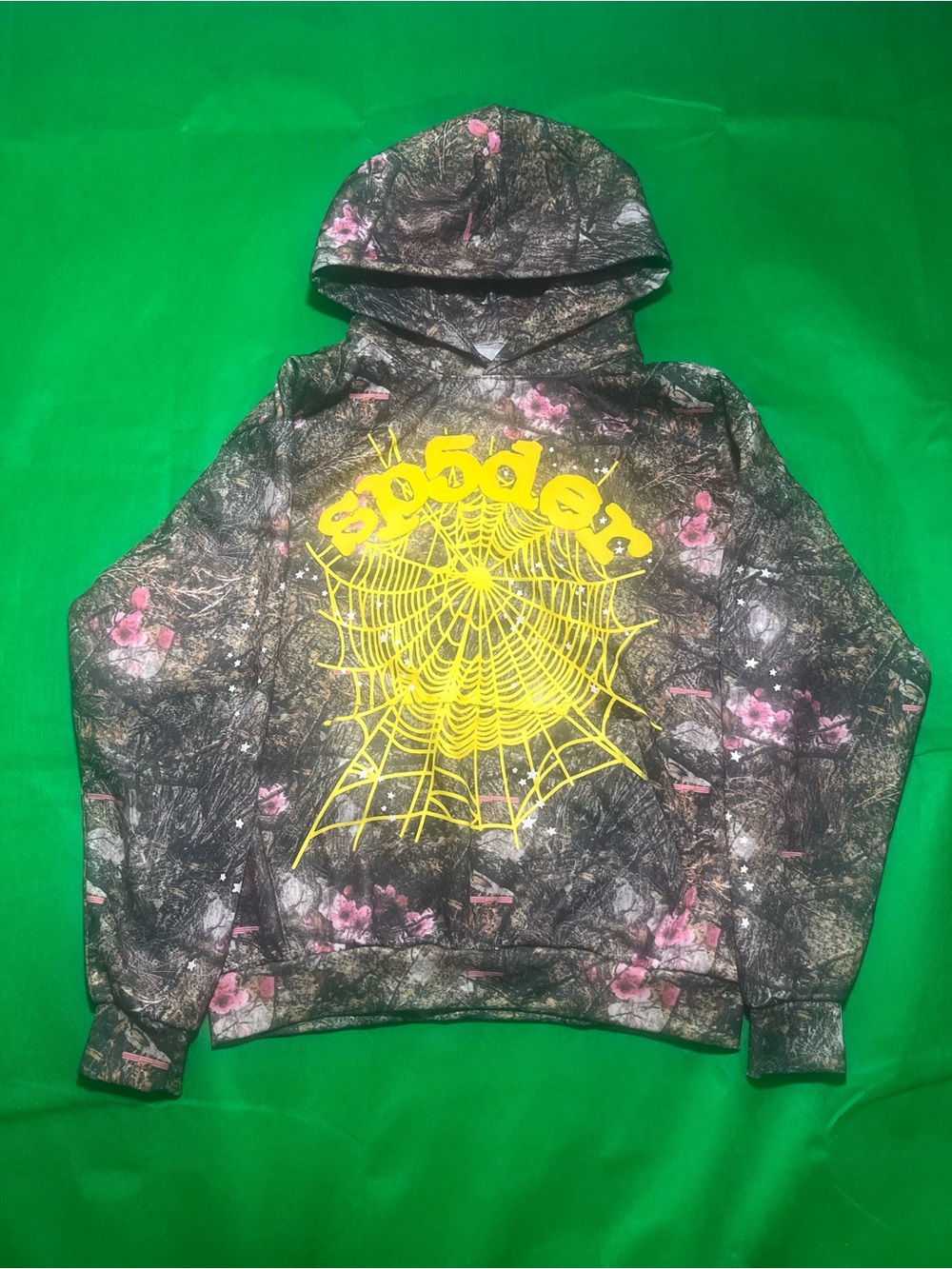 Yellow Spiderweb Graphic Hoodie - Floral Camouflage Print Size M Runs Small